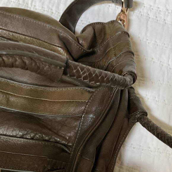 Pietro Allesandro leather crossbody or shoulder bag - Picture 4 of 8